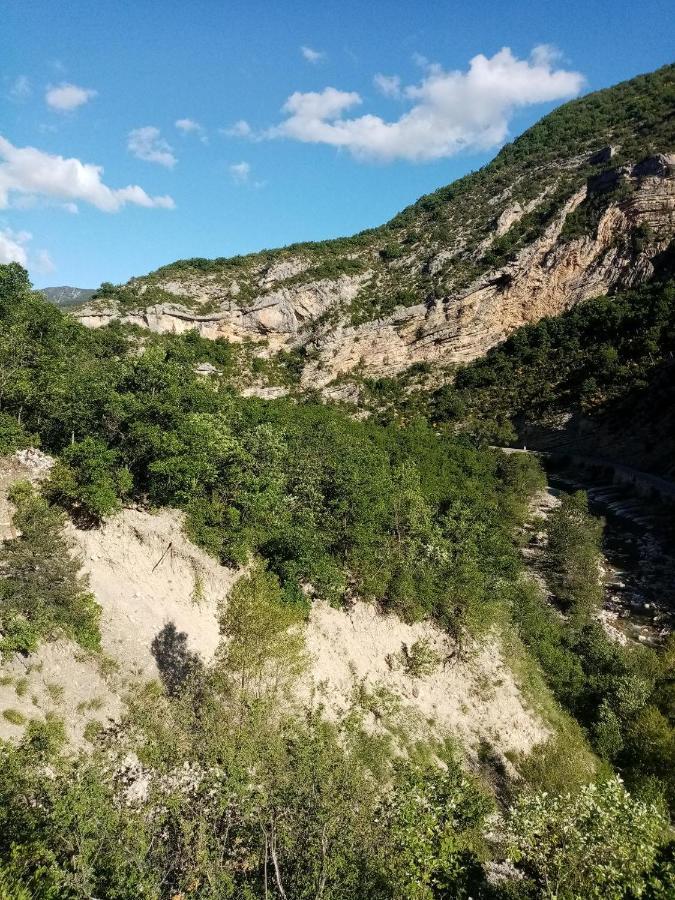 La Canopee Barret-sur-Meouge Eksteriør bilde